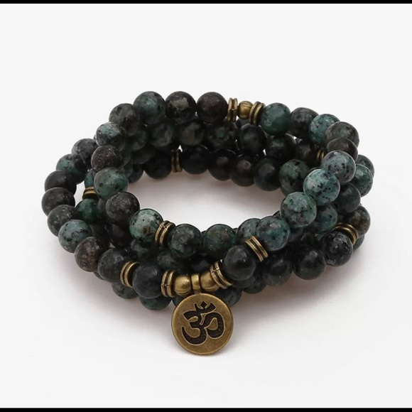 108 Beads Mala Necklace - Picture 2 of 3